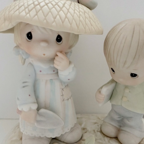 Precious Moments #100536 - I Picked A Special Mom, 1986 Limited Edition - Picture 3 of 7